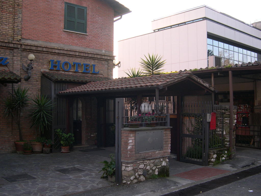 Hotel Fidene Roma Exterior foto