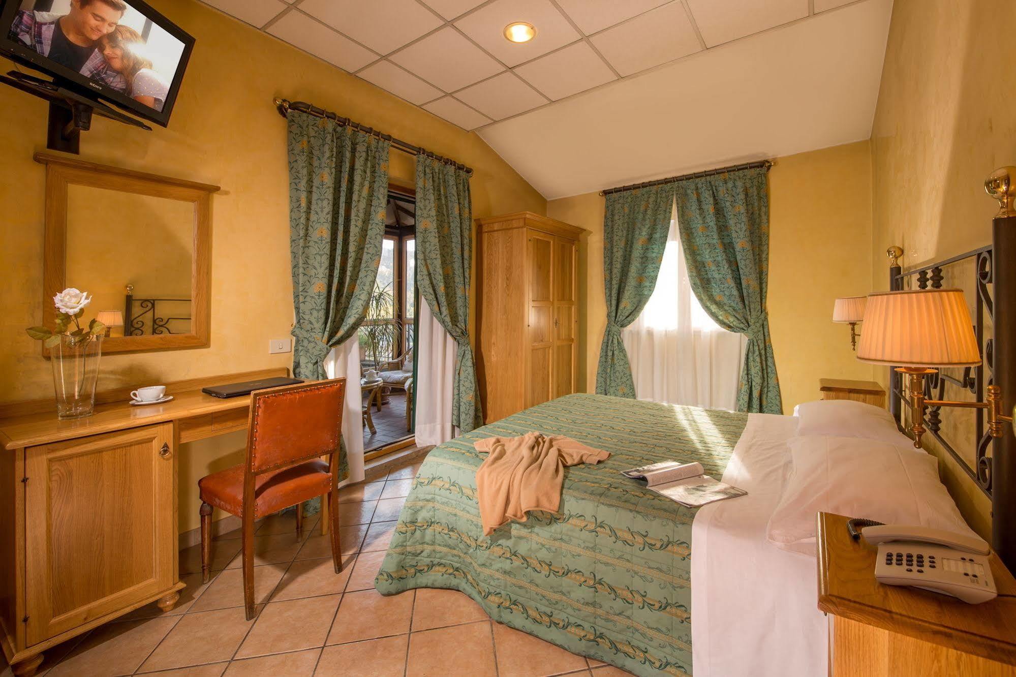 Hotel Fidene Roma Exterior foto